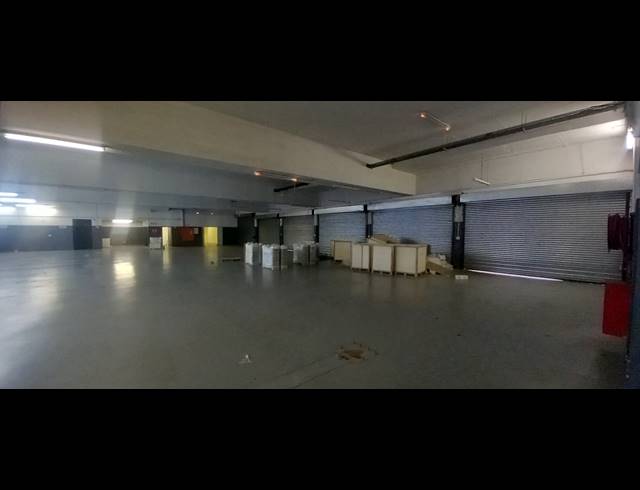 1,000M² OFFICE TO LET IN BRYANSTON
